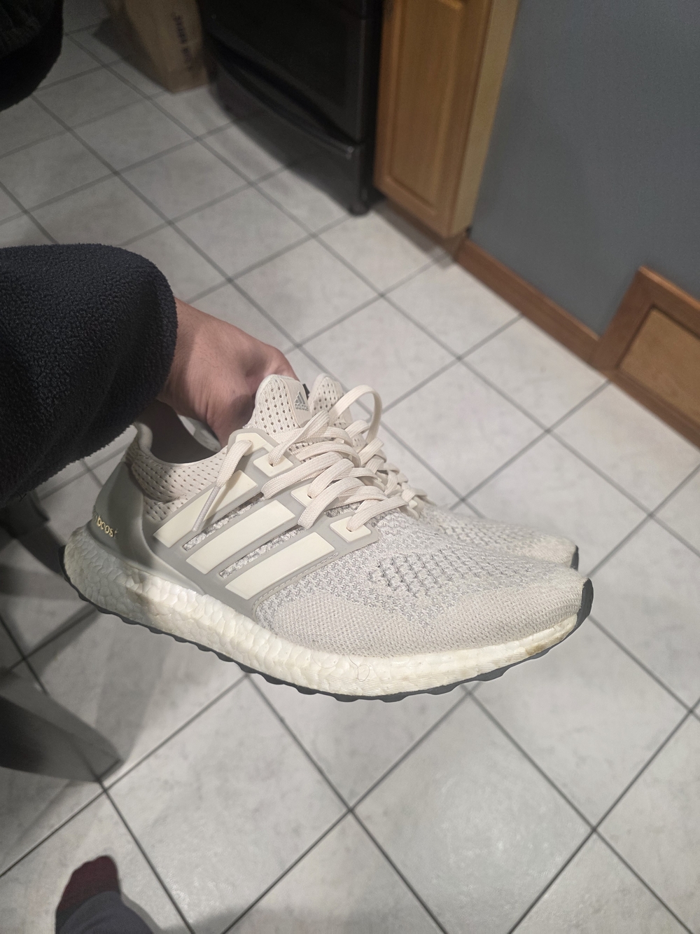 Adidas Ultra Boost 1.0 Cream Running Sneakers Size 10